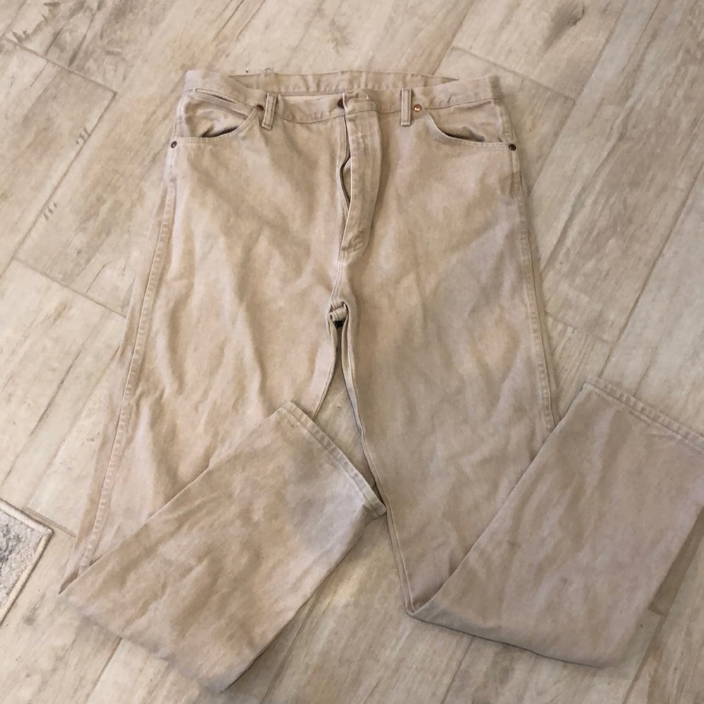 Men’s Wranglers straight leg